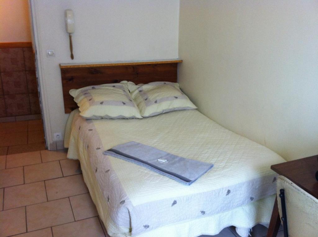Hipotel Paris Bordeaux Menilmontant חדר תמונה